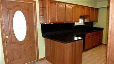 5th image of 6201 Somerset Dr