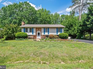 315 Laurel Ave, Fredericksburg, VA 22408