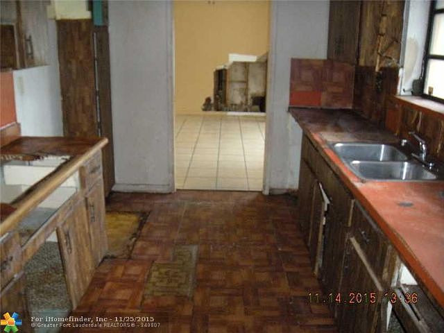 2nd image of 3512 SW 2nd St