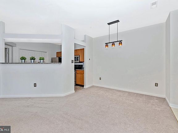 5th image of 8203 Blue Heron Dr APT 1A