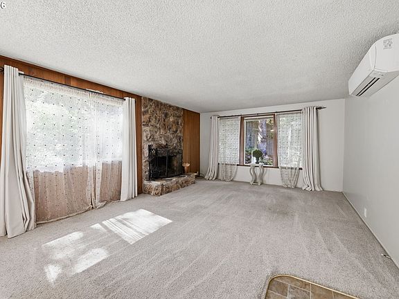 5th image of 2883 Timberline Dr