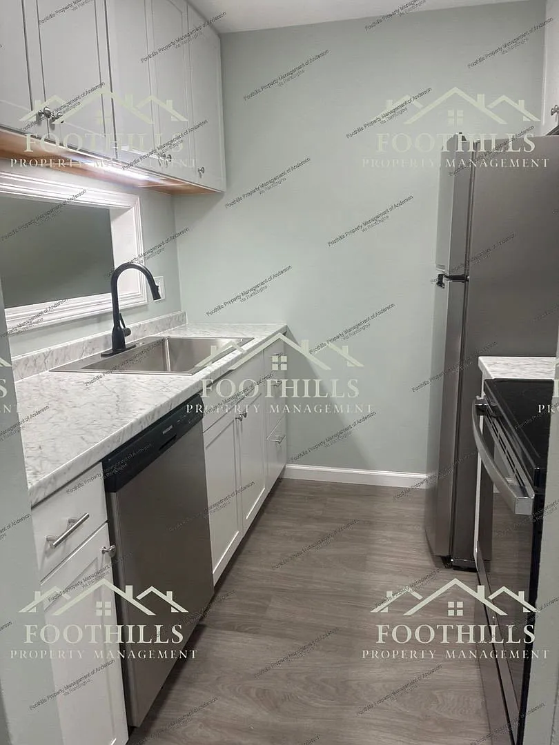 2 bed, 1.5 bath, 1050 sqft, $1,195 — Photo 3