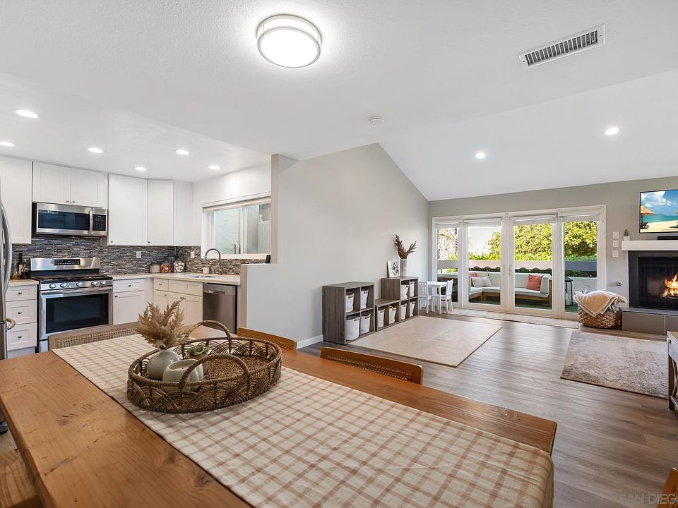 Carlsbad 2BD/2BA Townhome 7532 Jerez Ct Carlsbad CA Zillow