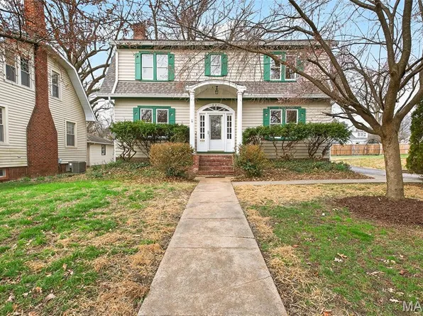 321 S Douglas Ave, Belleville, IL 62220