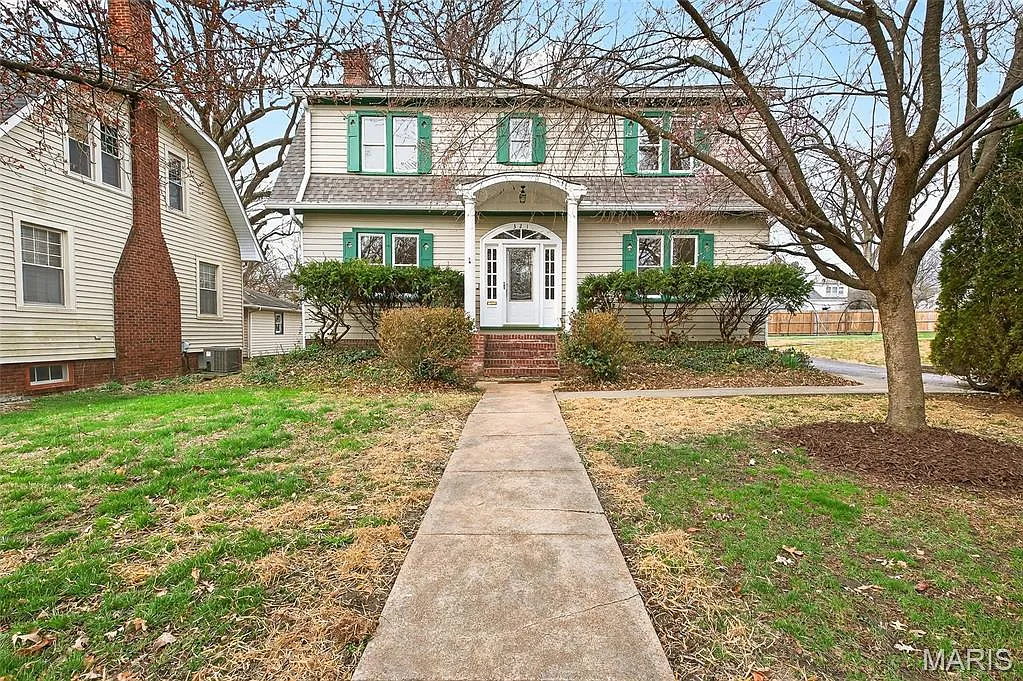 321 S Douglas Ave photo 1