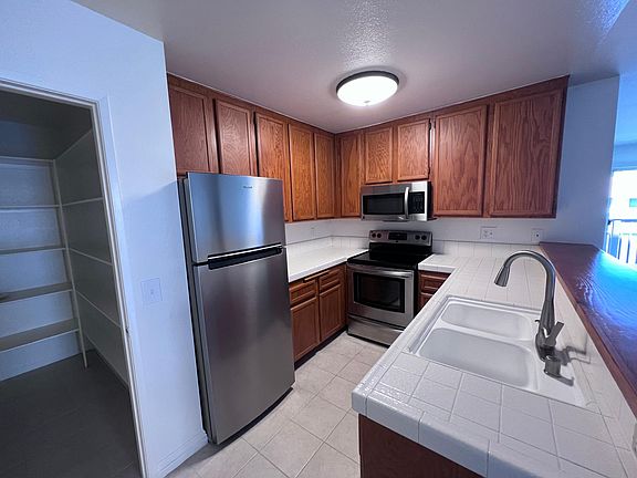 Kitchen with large size pantry