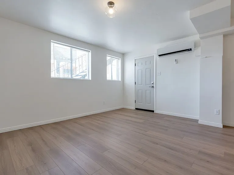 277 N St — Photo 9
