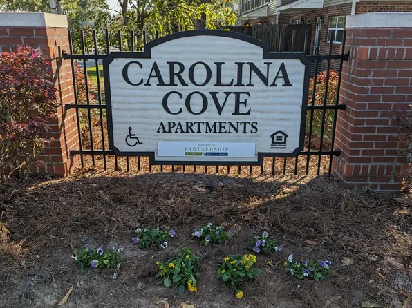 Carolina Cove