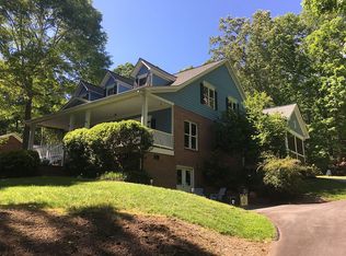 8718 Dog Leg Rd, Sherrills Ford, NC 28673