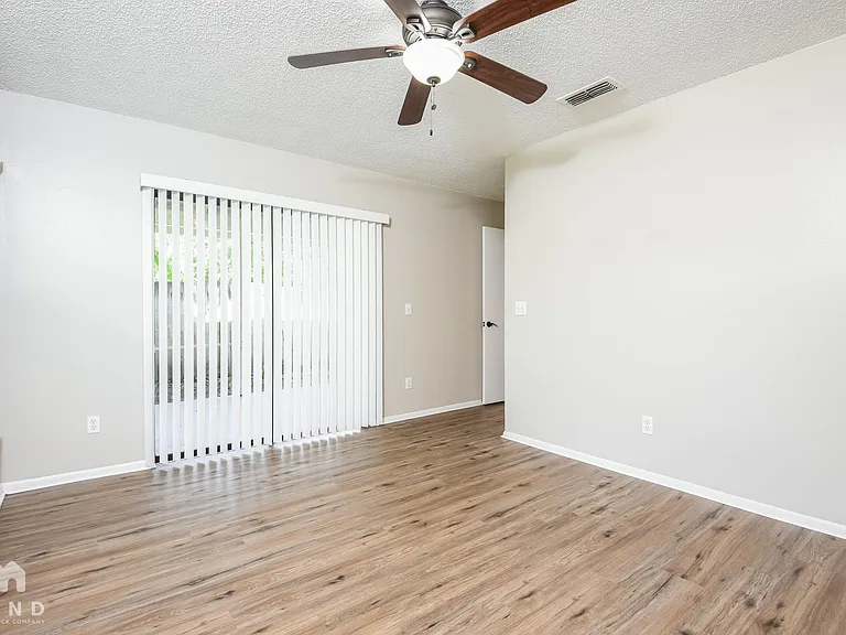 1524 Crosswind Cir — Photo 7