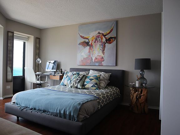 2nd image of 400 E Erie St #1BR