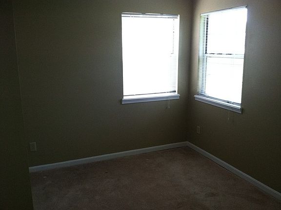 2nd Bedroom
						:
						10 x 10