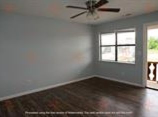 832 E Prairie Hill Dr #B, Warrensburg, MO 64093