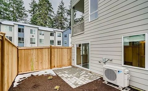 1st image of 13706 Manor Way #J6