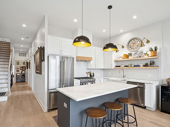 3rd image of 3139 N Central Park Ave #3