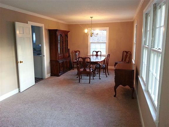 LIVING / DINING COMBO