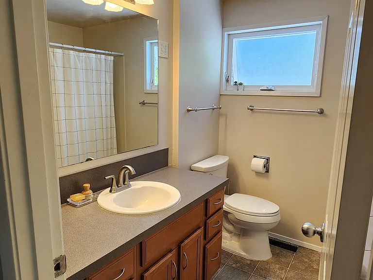 15824 SE 12th Pl — Photo 8