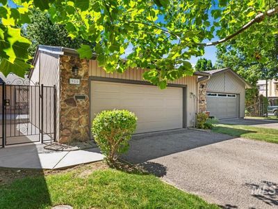 980 N Camelot Dr, Boise, ID, 83704