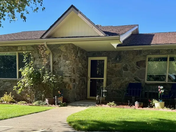 215 N 56th Ave APT 5, Yakima, WA 98908