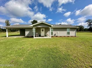 55 Robert King Rd, Poplarville, MS 39470