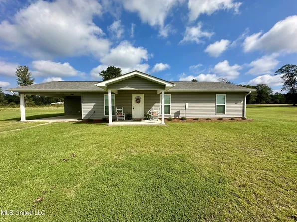 55 Robert King Rd, Poplarville, MS 39470