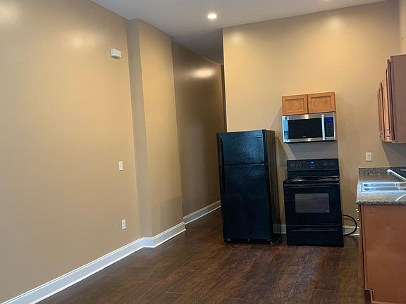 3rd image of 2109 Elysian Fields Ave