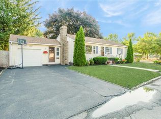 16 Pearce Ave, Cranston, RI 02910