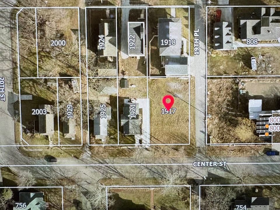 1st image of 1917 Center St