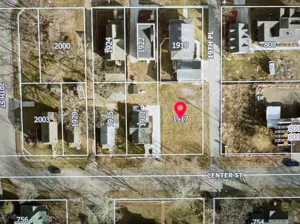 1917 Center St, Des Moines, IA 50314