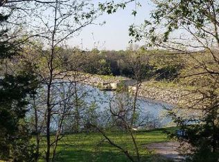 8915 Star Ct, Plattsmouth, NE 68048