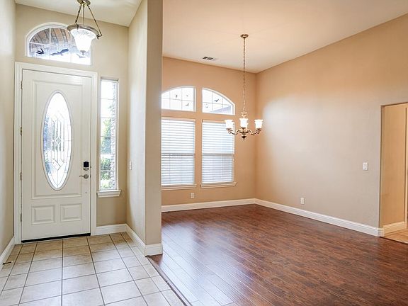 5th image of 846 Miraggio Drive