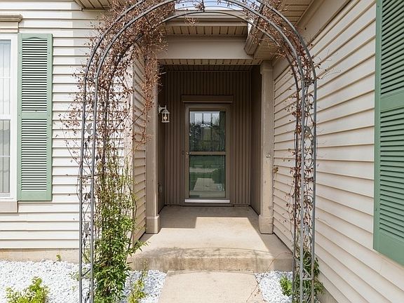 2nd image of 13556 Windy Prairie Dr