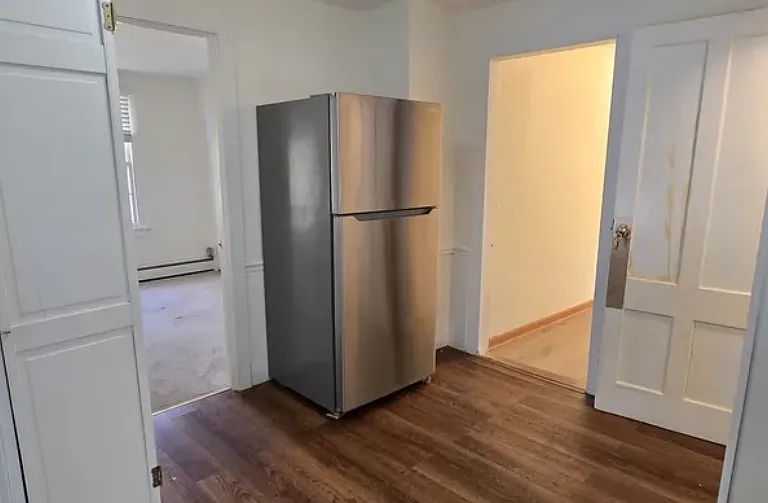 57 Greenwood Ave — Photo 3