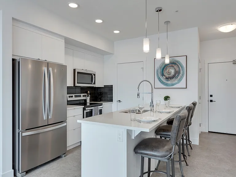 19621 S 40th St SE #401 — Photo 12