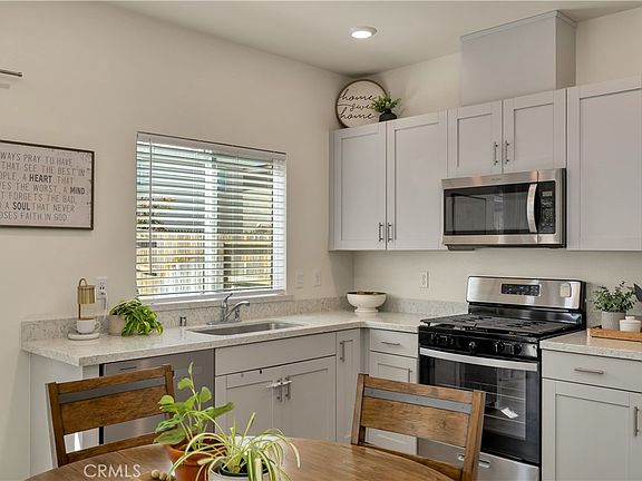 4th image of 3103 Steiner Ln