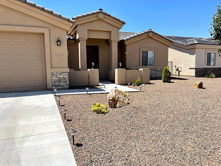 3686 Richie Dr — Photo 3