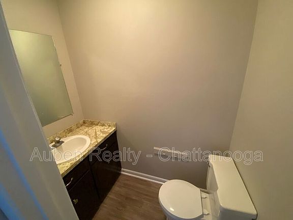 4th image of 19 Tunnel Blvd APT 3