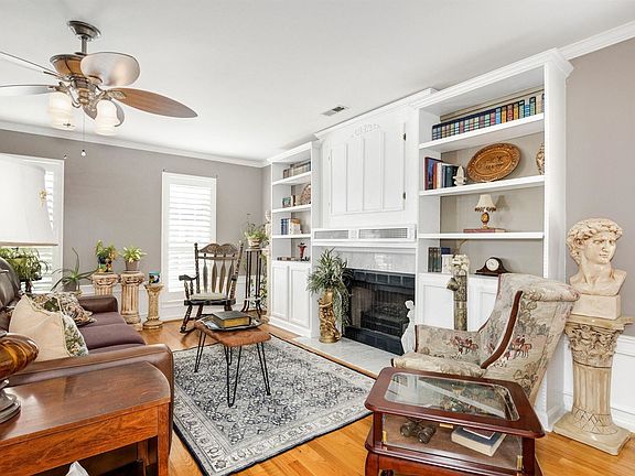 4th image of 6 E Fair Isle Dr