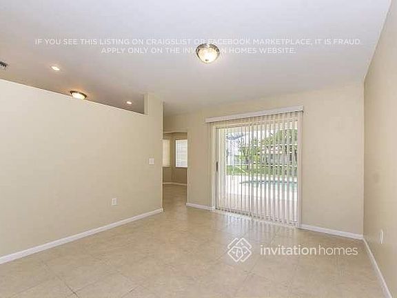 5th image of 630 SW 29th St
