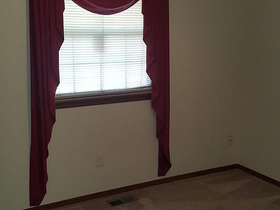 2nd image of 1001 Teak Ct