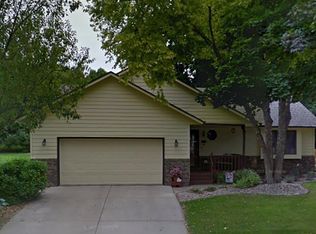 3616 S Matthew Dr, Sioux Falls, SD 57103