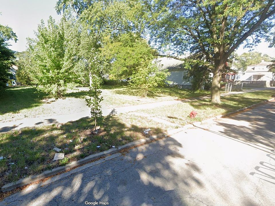 1st image of 224 W 108th Pl