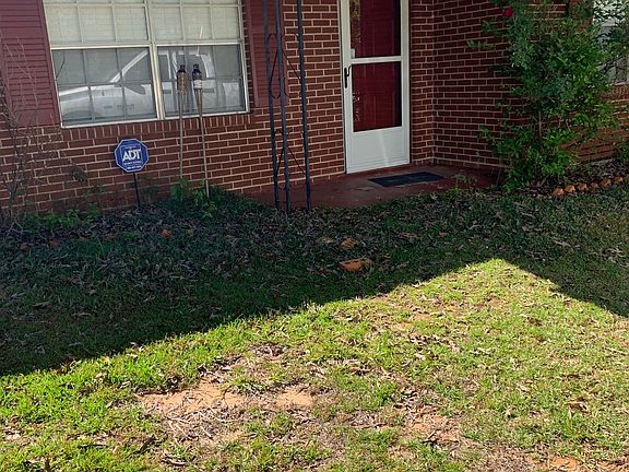 Front door/porch (old)