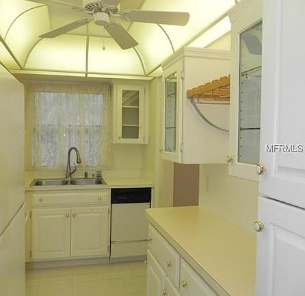 4th image of 150 El Dorado Dr #208