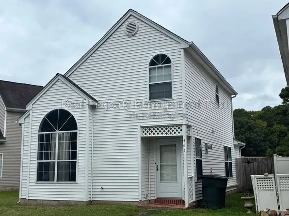 461 Charter Oak Dr, Newport News, VA 23608