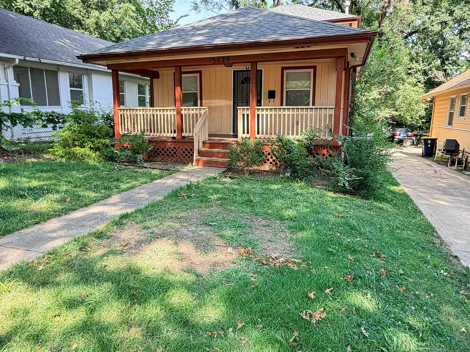 3 bed, 1384 sqft, $1,599 — Photo 3