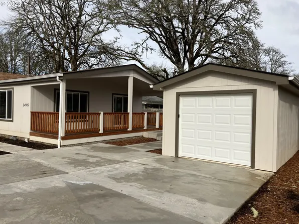 24985 Hunter Ave, Veneta, OR 97487