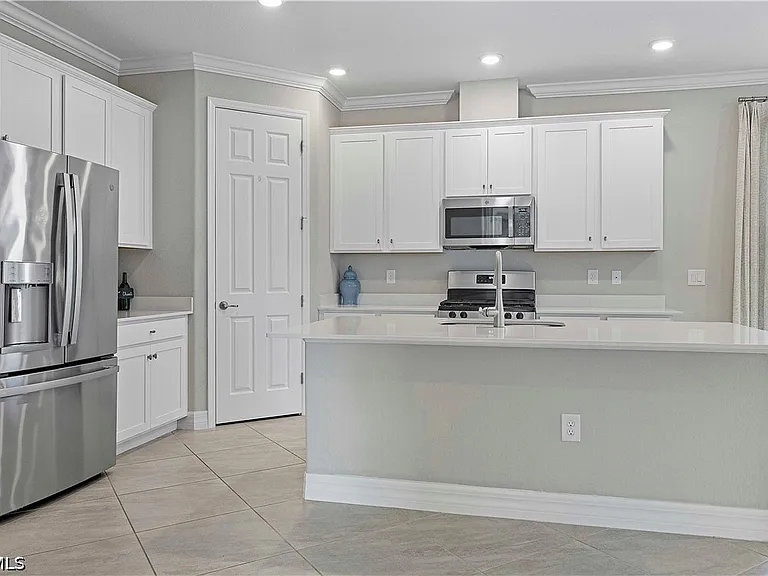 42219 Hammock Ln — Photo 14