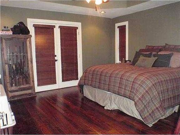 4th image of 3416 Bradbury St