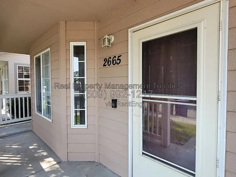 2665 Dornoch Pl — Photo 2